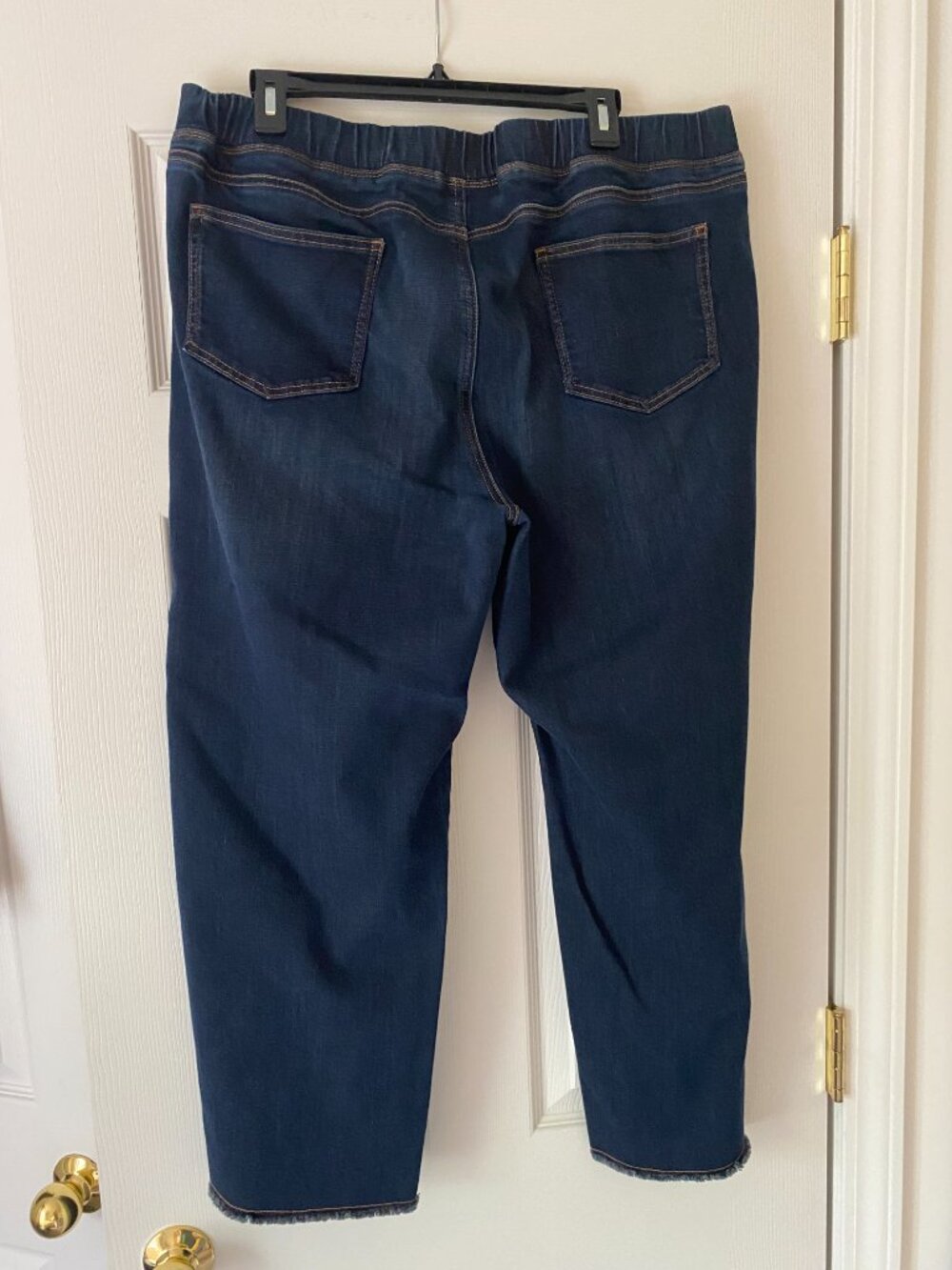 Eileen Fisher Dark denim crops - Picture 2 of 3
